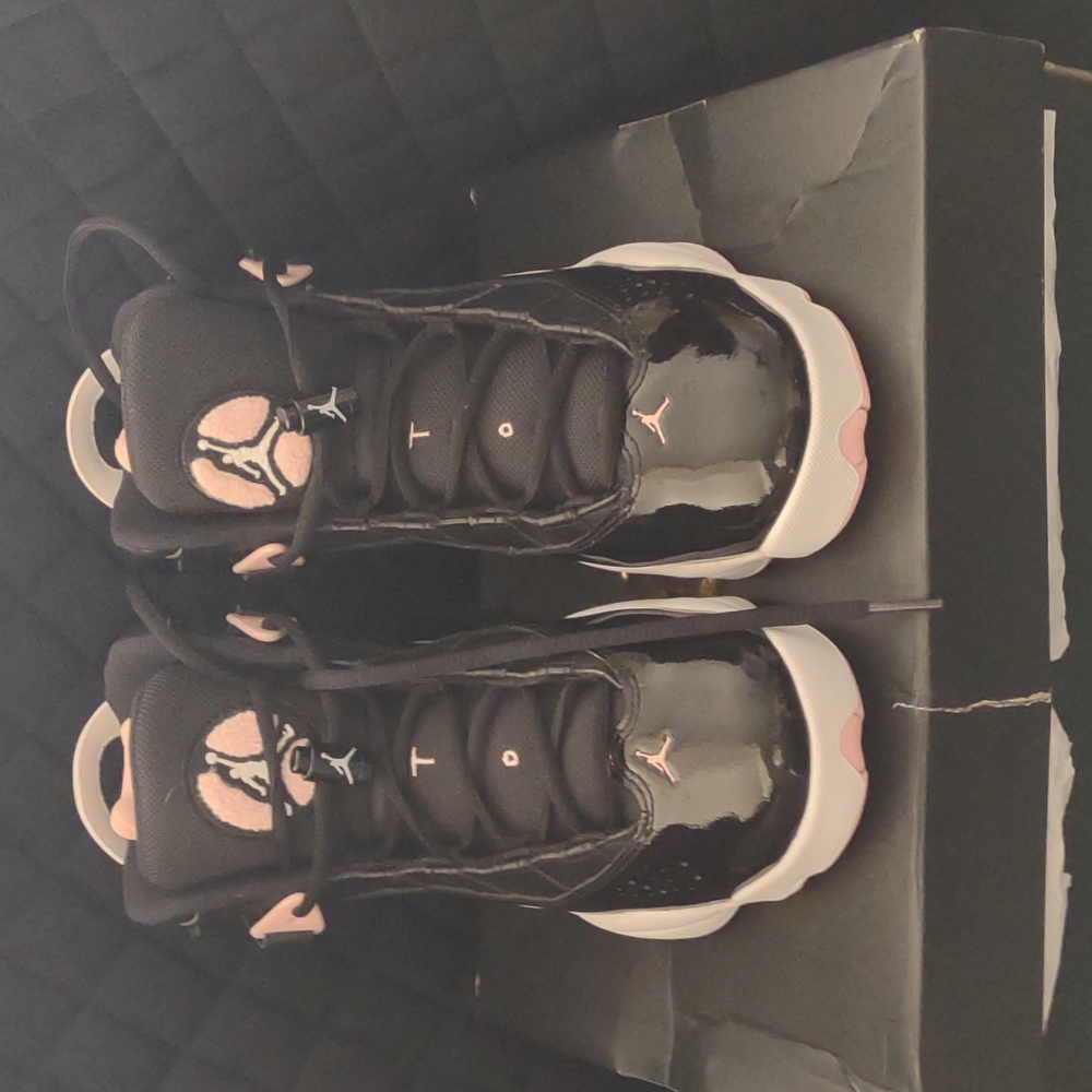 Nike Jordan 6 rings